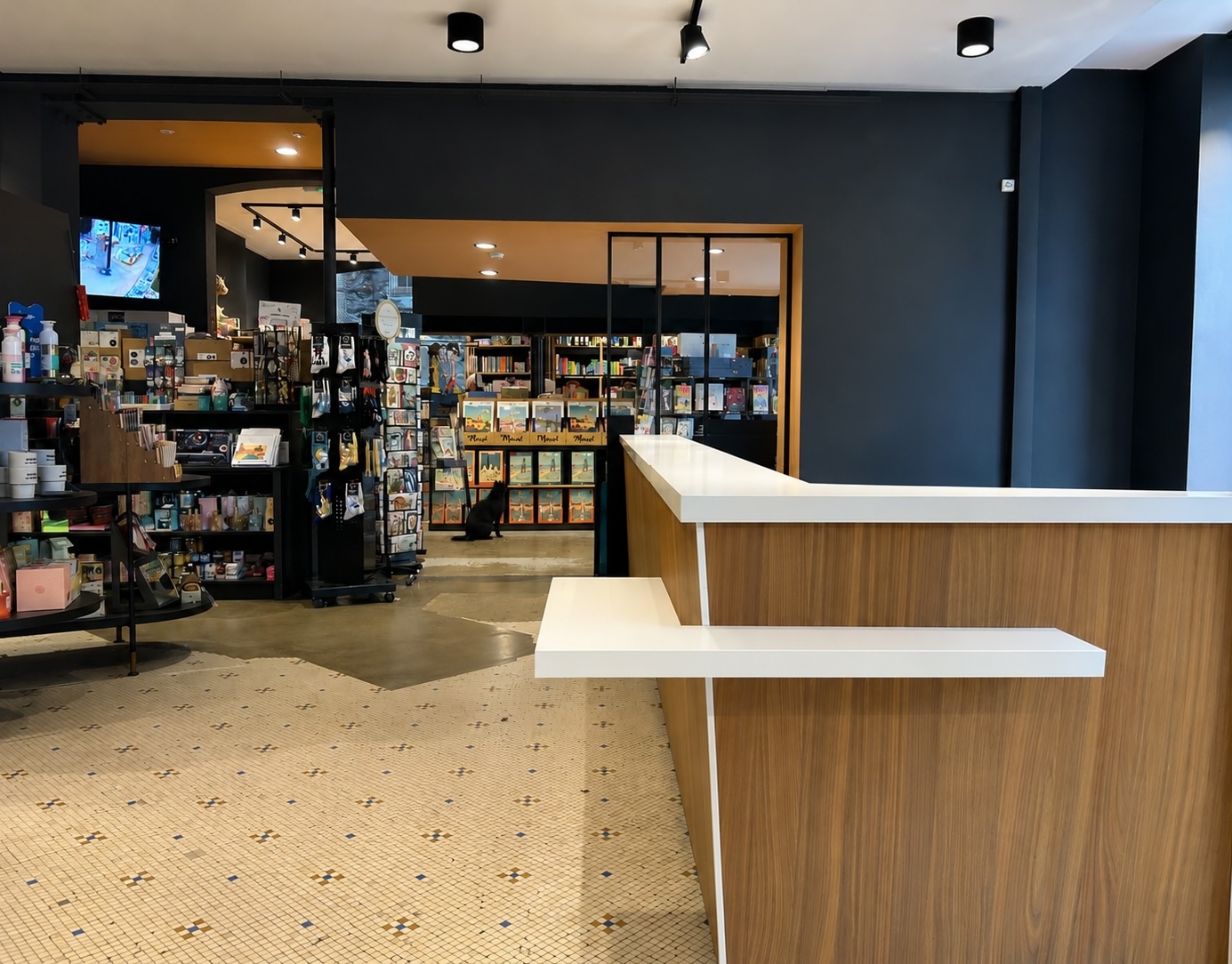1-La Grand Librairie Comptoir-Agence Quidé Leblon